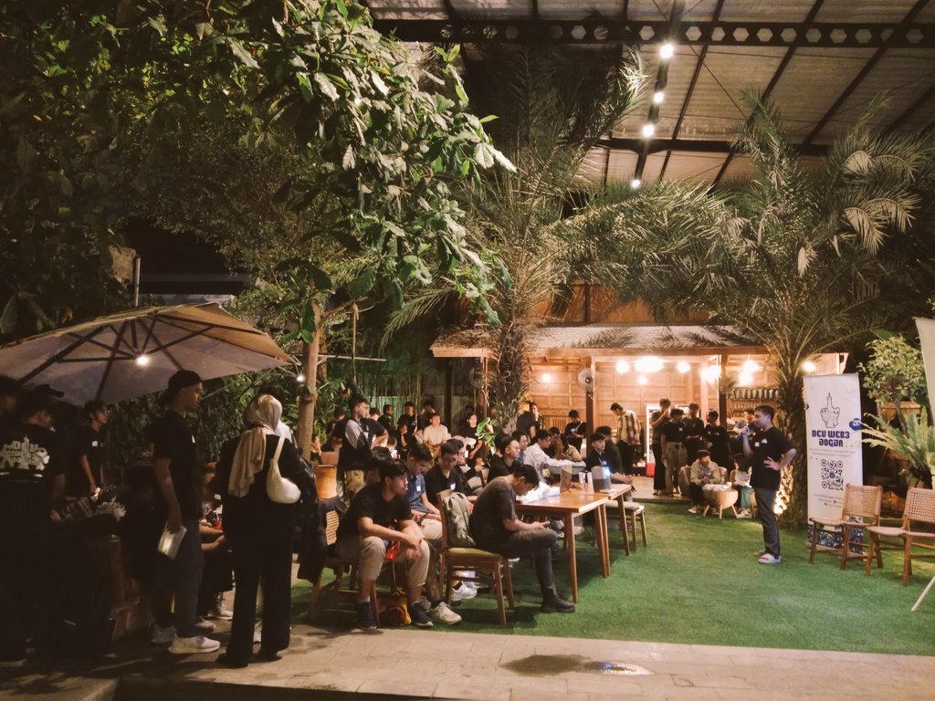 gas ramaikan acara <a href="/devweb3jogja/">Developer Web3 Jogja</a> <a href="/UpbitID/">Upbit Indonesia</a> <a href="/CoinfestAsia/">Coinfest Asia</a> 
yang mau marchandise buruan merapatt