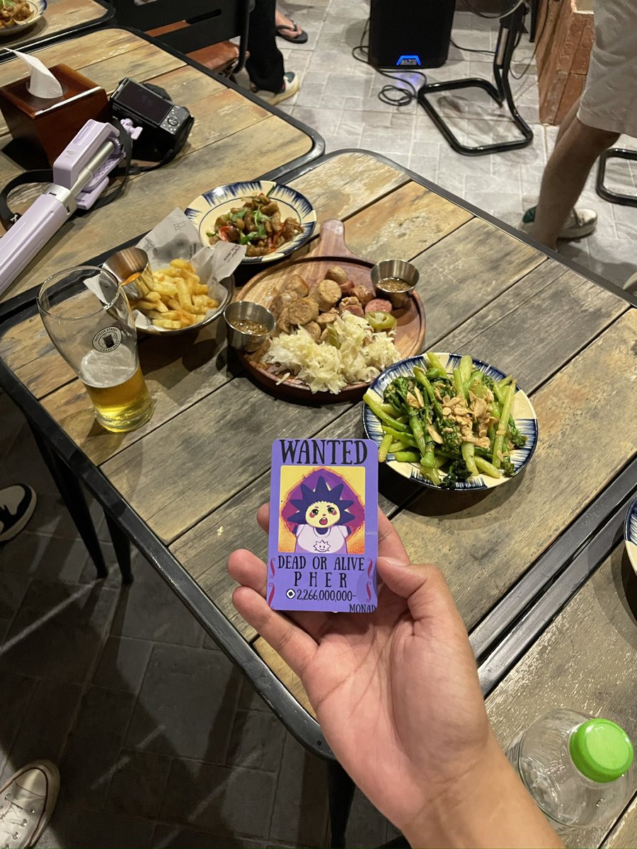 Thank you so much for this wanted ID card u gave me, <a href="/emma0x5h/">Emma ⨀</a>. I really appreciate it a lot! 🫶🏻

PS. Sorry I missed it with my wallet 😭