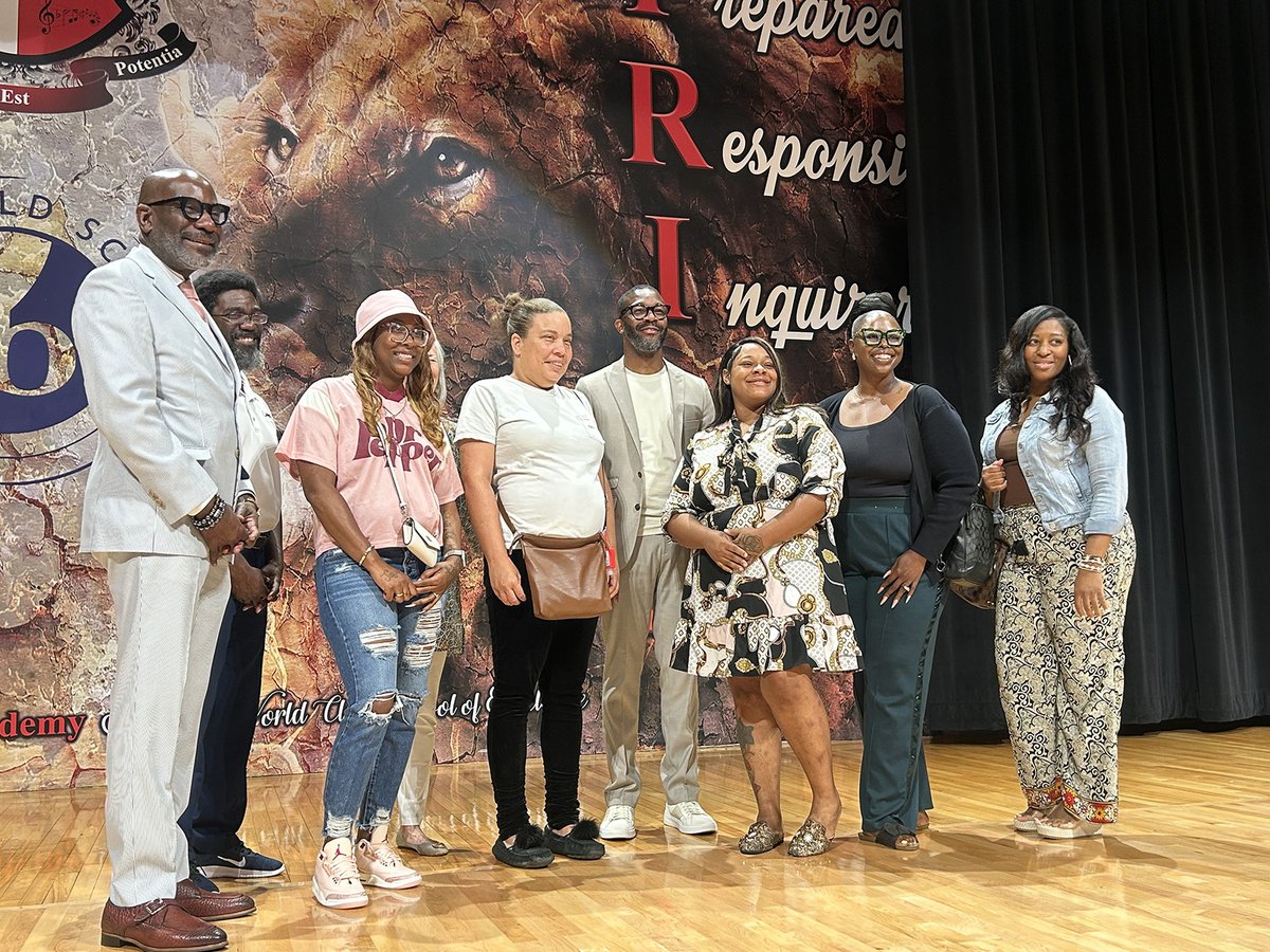TheBirminghamTimes (@bhamtimes) on Twitter photo The <a href="/cityofbhamal/">City of Birmingham</a> and The Penny Foundation celebrated #Birmingham families whose children were in school on Day One during a ceremony at Phillips Academy. Two families from each of the district’s 43 schools were selected to receive $500. <a href="/BhamCitySchools/">Birmingham City Schools🎓</a>
birminghamtimes.com/2025/08/see-ho… The <a href="/cityofbhamal/">City of Birmingham</a> and The Penny Foundation celebrated #Birmingham families whose children were in school on Day One during a ceremony at Phillips Academy. Two families from each of the district’s 43 schools were selected to receive $500. <a href="/BhamCitySchools/">Birmingham City Schools🎓</a>
birminghamtimes.com/2025/08/see-ho…