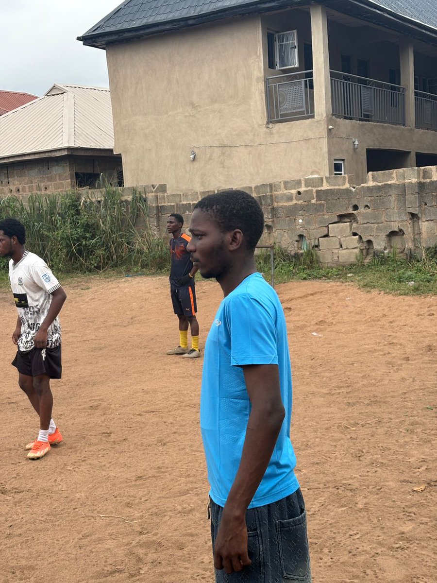 Coach_Tinso's tweet photo. First session in the books. ✅⚽
I stepped onto the pitch today for the first training with the team as we gear up for the 2025/26 season.
Sharp drills, clear intent, the work has officially begun.
#CoachTinso #PreSeasonPrep #202526Season #NewBeginnings https://t.co/KspsPQAQZA