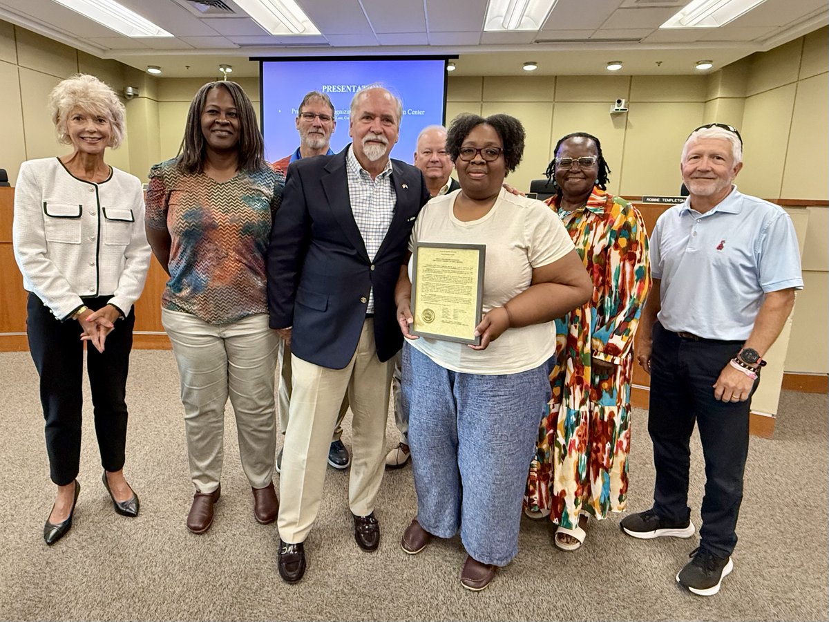 Last night, Greenwood County Council honored Erica Brown for her heroic actions on July 1. While driving a Burton Center bus, she saw smoke, stopped, and evacuated all passengers before the bus burst into flames. Thanks to her quick action, no one was injured