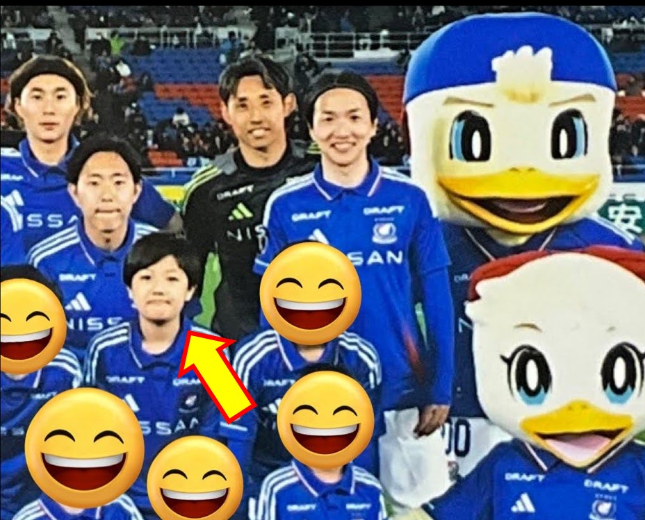 1 _小学6年生の息子が、幼稚園からコロナ禍はさみ、この夏にJ1の全スタジアム訪問を制覇した記念で、夏休みの自由研究でその記録をまとめました。
「研究」ですので公開してなんぼ、として本人承諾のもと公開します。
お時間ある方、見てやってくださいませ。
（個人情報部分はマスクしています）
↓