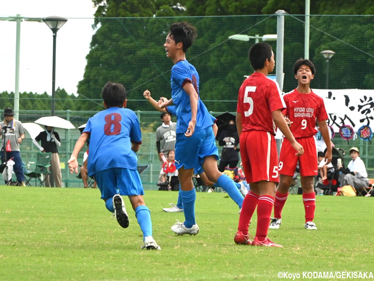 gekisaka's tweet photo. [全中]「出ている選手はみんな東大を目指せるレベル」受験難関校・駒場東邦中が全国ベスト4の快挙

https://t.co/cJIk4I5rW7

#ゲキサカ #中学サッカー #全国中学校サッカー大会 #全中 https://t.co/aQMaw3V8Gk