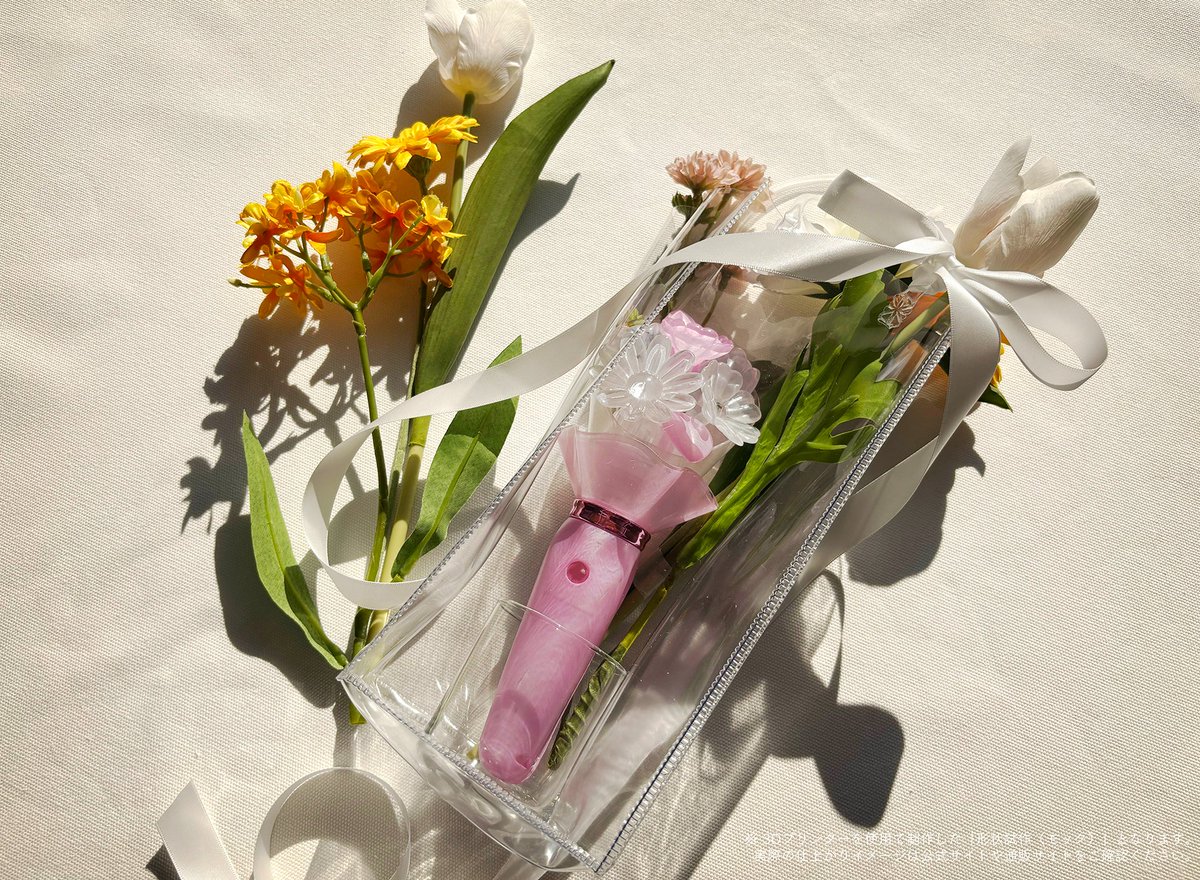 stars_castlive's tweet image. 描き下ろしイラストグッズ
受付終了まで
💐 あと𝟛日 💐

🔹 ペンライトブーケ

#スタフォニ

˚₊‧ ࿐⊹ ༻❀༺ ⊹࿐ ‧₊˚

 8月25日(月) 12:00まで
🛒pattythree-shop-product.jp/collections/st…

#スタフォニ