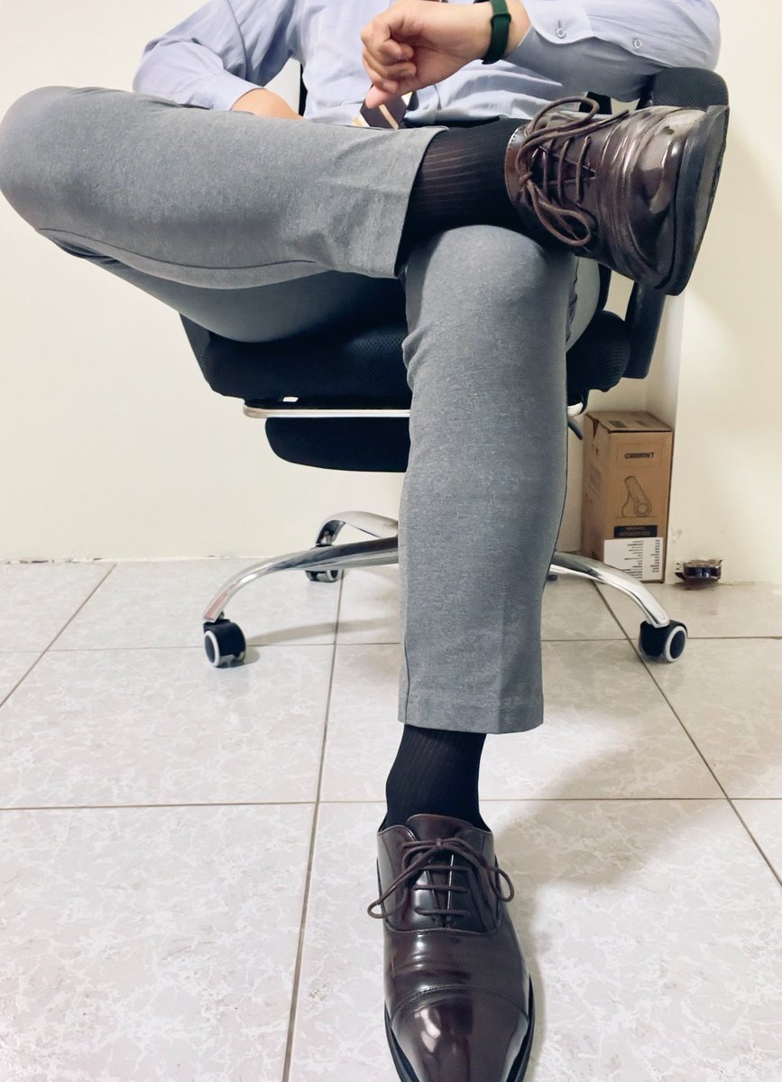 只要下午看到天空開始變灰色的
就知道要趕快把事情做完
然後回家桑幾咧 (誤