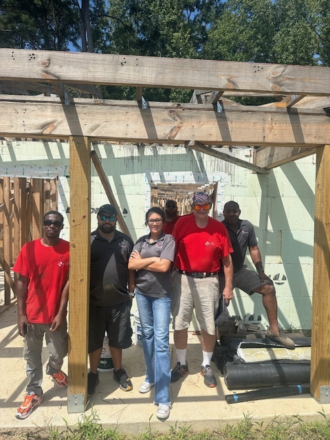 HFHBerkeley's tweet photo. Day 1 of American Landmark for their service week with us at Berkeley Habitat! https://t.co/7iAQVoD59m