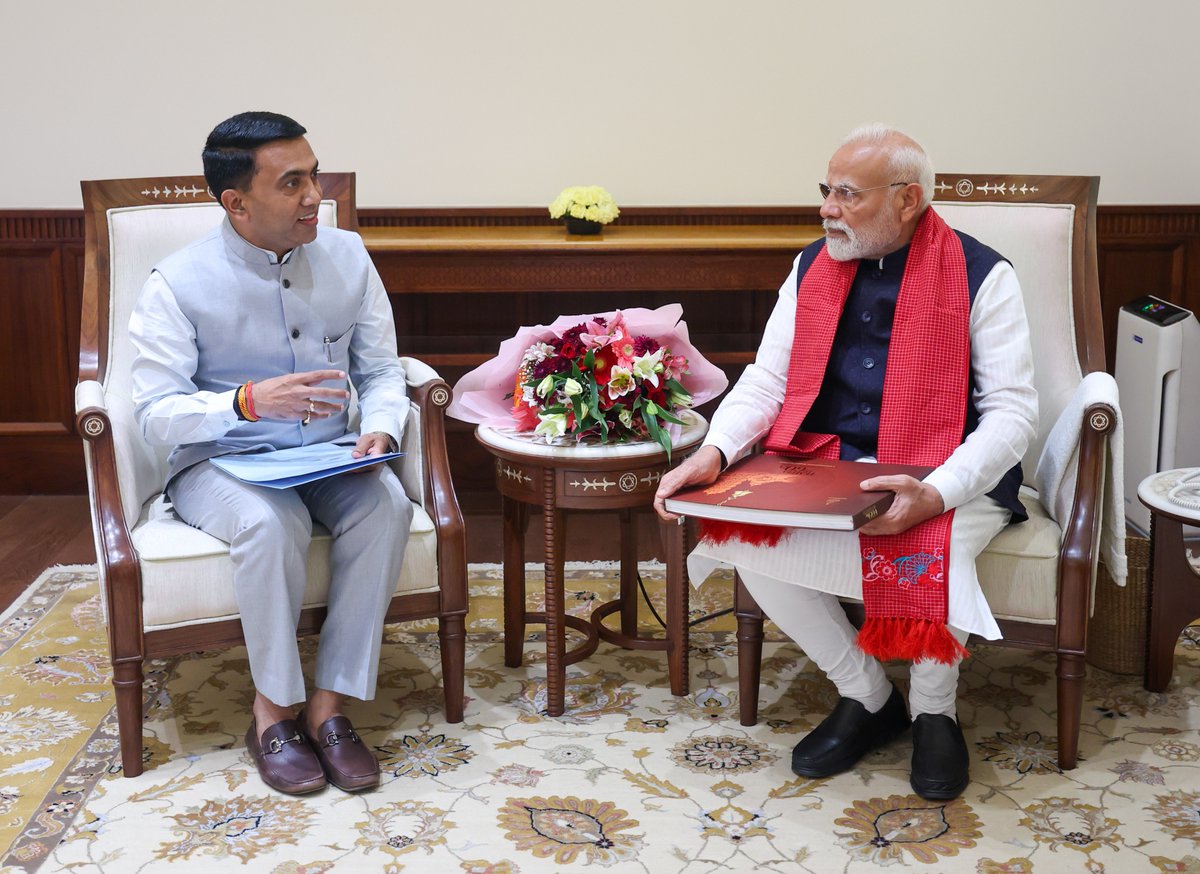CM of Goa, <a href="/DrPramodPSawant/">Dr. Pramod Sawant</a> met Prime Minister <a href="/narendramodi/">Narendra Modi</a>.

<a href="/goacm/">CMO Goa</a>