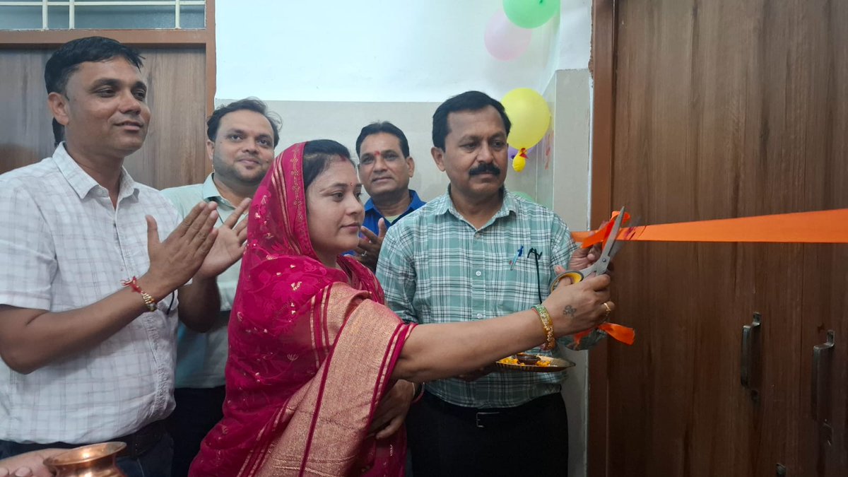 20 अगस्त 2025 को नवीन सामु.स्वा.केन्द्र खेड़ीसांवलीगढ में सरपंच श्रीमती शर्मिला केवल सिंह ठाकुर द्वारा नसबंदी सेवा प्रदायगी दिवस एवं ऑपरेशन थियेटर (ओटी) का शुभारंभ किया गया। 
<a href="/CMMadhyaPradesh/">Chief Minister, MP</a>
<a href="/rshuklabjp/">Rajendra Shukla</a>
<a href="/nsp2106/">Narendra Shivaji Patel</a>
<a href="/MoHFW_INDIA/">Ministry of Health</a>
<a href="/healthminmp/">Public Health & Medical Education Department, MP</a>
<a href="/NHM_MP/">National Health Mission MadhyaPradesh</a>
<a href="/mp_iec/">MP Health IEC Bureau</a>
<a href="/BetulCollector/">Collector Betul</a>