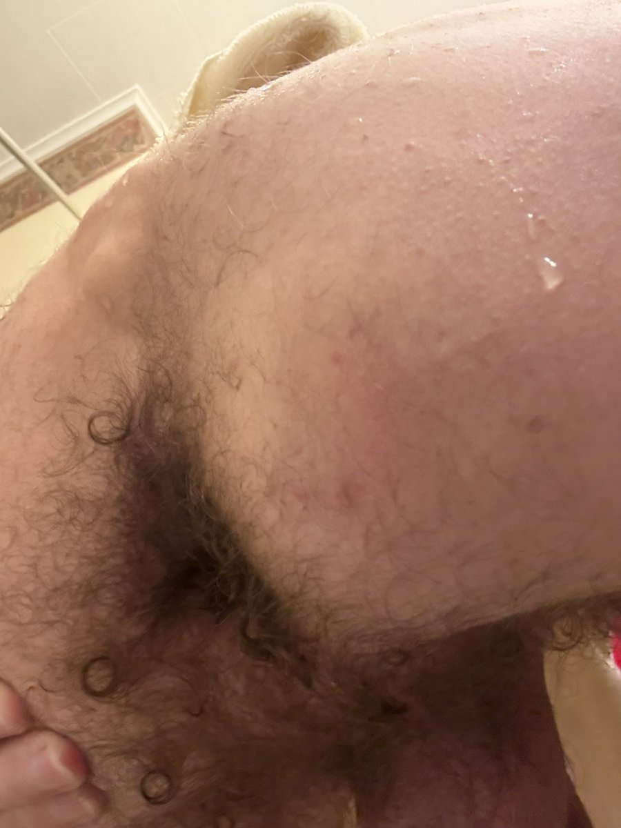 Did someone say #humpday?
#hairyhole #hairyass #hairybutt