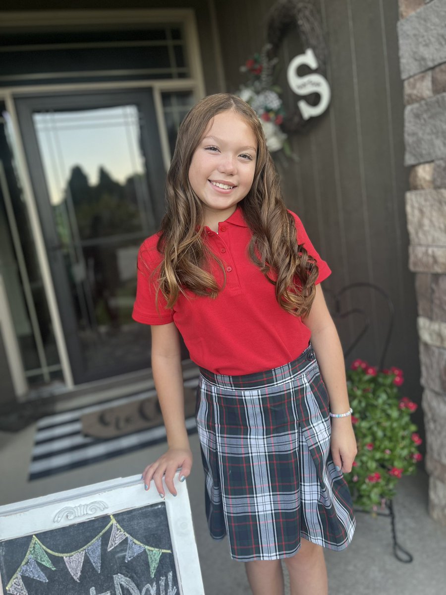 Angie Sharp tweet media