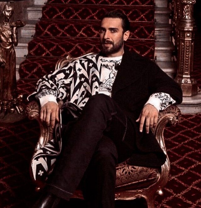 📍24 Ağustos'ta sete çıkması planlanan dizi eylülün ilk haftasına ertelendi 📍#UlaşTunaAstepe