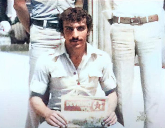 "Mahirlerden Özenç'e .."

Yolumuzda yaşıyor

#MustafaÖzenç