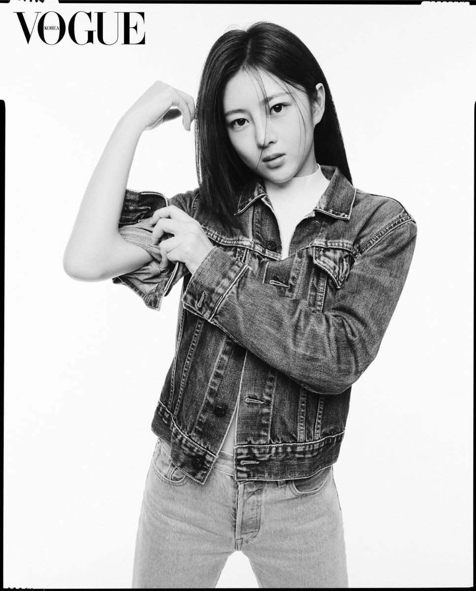 ✦⸝⸝ PHOTO - 20.08.25

#BOME pour VOGUE KOREA !

🪻› #AtHeart #앳하트
#Plot_Twist #AtHeartDebutAlbum
