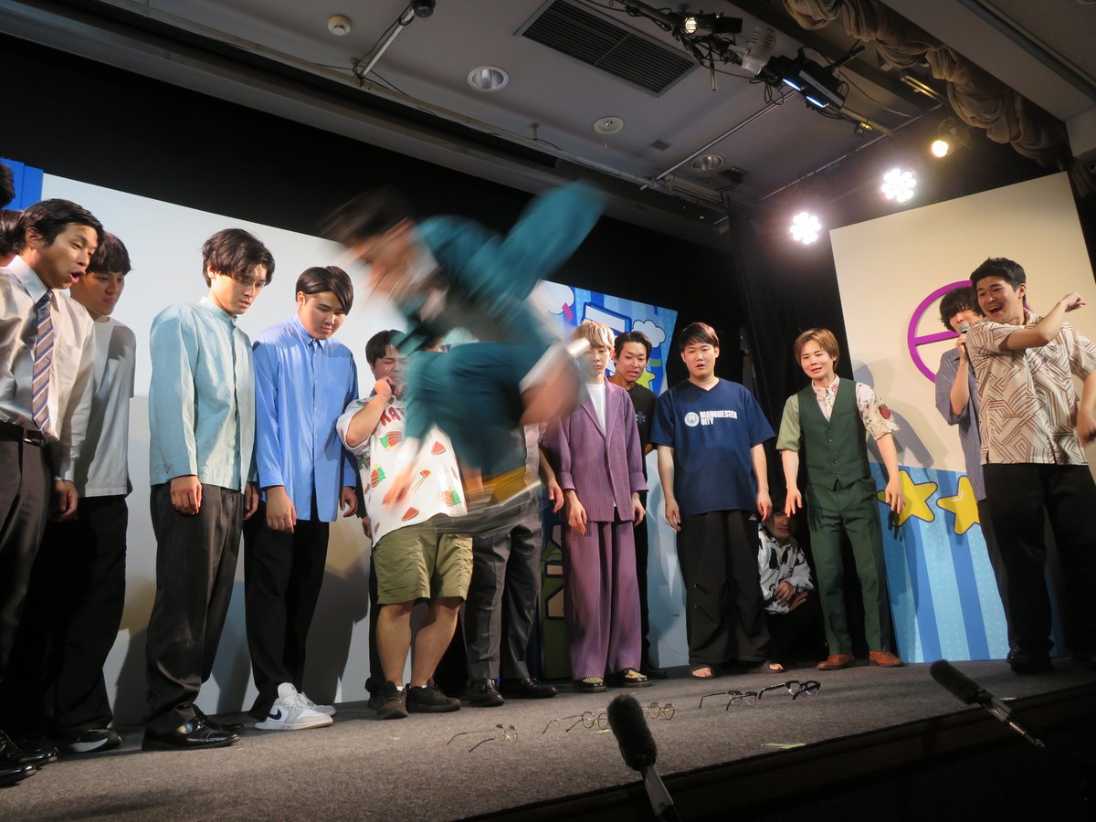 m__ypm_'s tweet image. ナルゲキロックス今回も最高でした！ワタナベ多くて個人的に嬉しかったです🤝🏻
企画では実況解説に個性出てて面白かったし、﨑山さんの無茶ぶり実況でこてつさんが覚醒してたのがファイヤーサンダーすぎました笑
ホセさんが皆から集めた眼鏡の上を余裕で飛び越えててすごかったです👓
#ナルゲキロックス