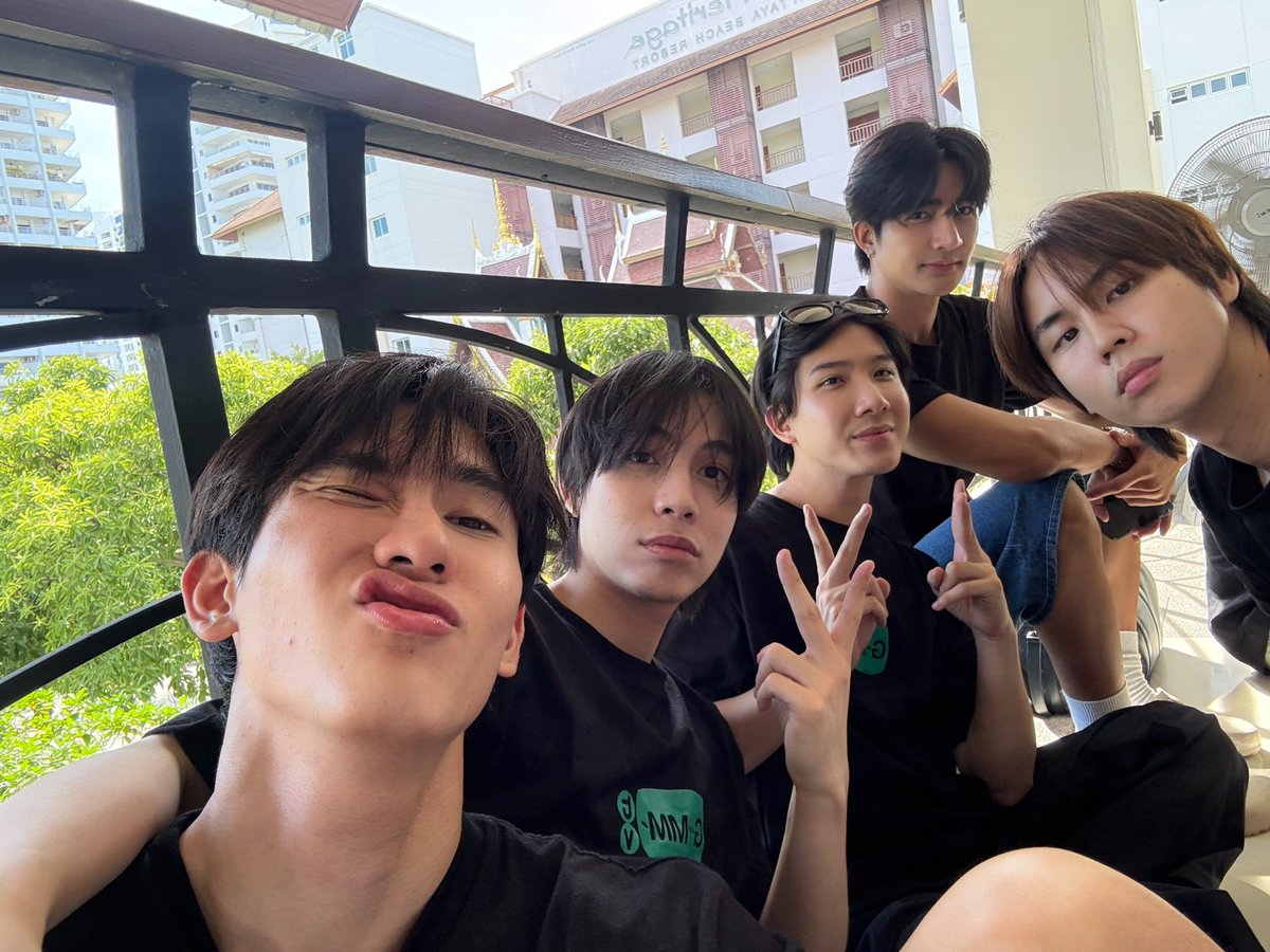 🥸 #GMMTVOuting2025