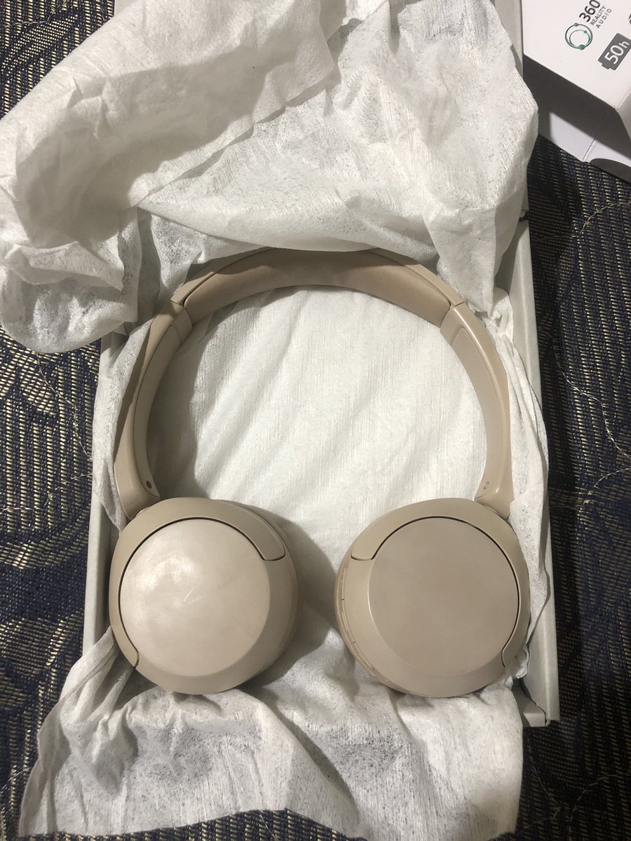 hareupa's tweet image. bantu rt 
WTS‼️
Preloved Headphone Sony WH-CH520
Kondisi masih bagus, pemakaian pribadi
Ori beli di sony official toko 🍊
Rp. 450.000
Nego by DM!