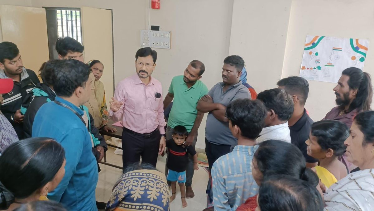 🚨 पूरस्थिती पाहणी 🚨
पिंपरी चिंचवड महापालिका अतिरिक्त आयुक्त प्रदीप जांभळे पाटील, विजयकुमार खोराटे व तृप्ती सांडभोर यांनी आज पूर बाधित भागाची पाहणी केली. 

#PCMC #Pune #Maharashtra #FloodUpdate #RainAlert #Monsoon2025 #FloodRelief