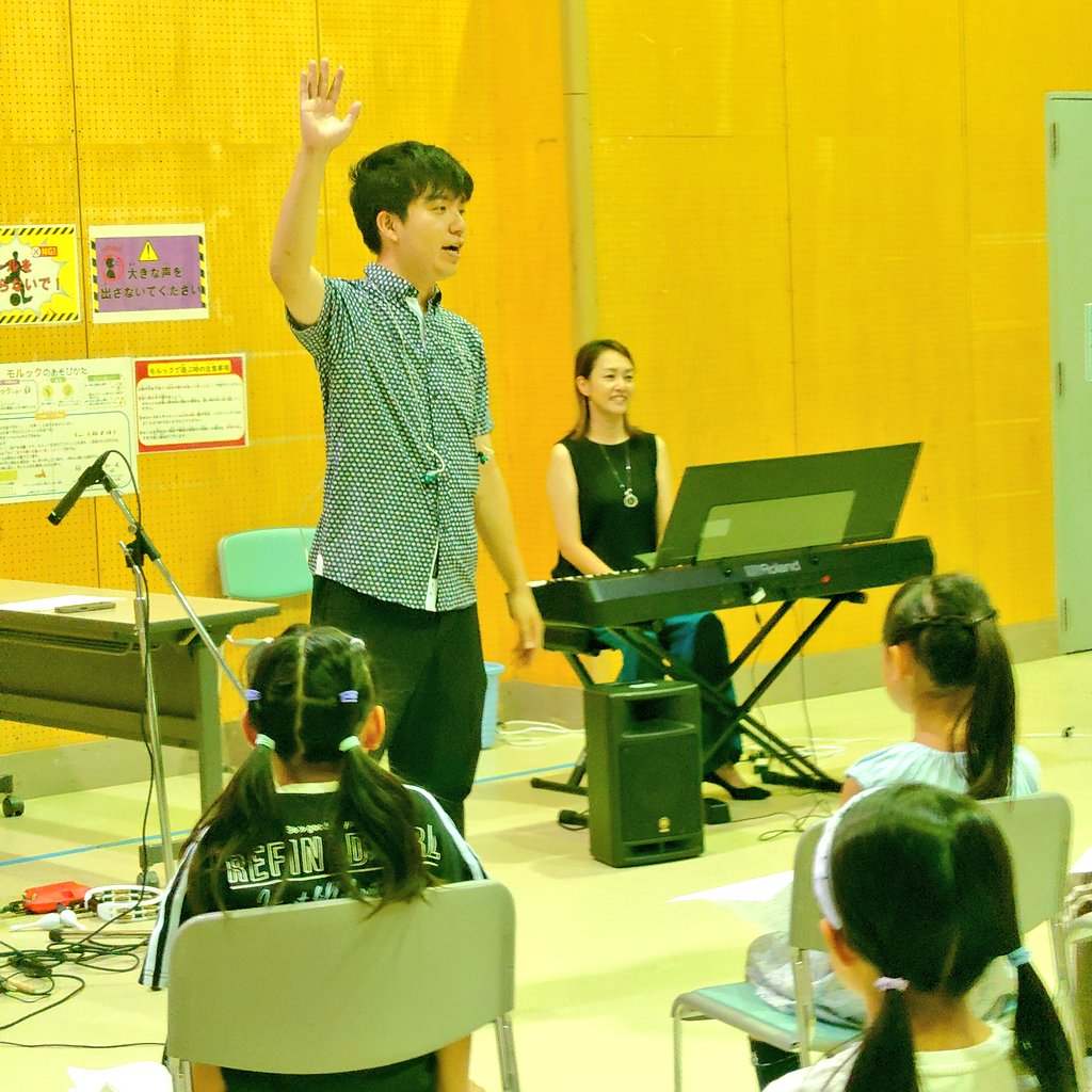 第二弾WS”リズムマスターになろう“
終了後にパチリ📷

素晴らしい指導をしてくださった
打楽器奏者 #小山大凱 さん🥁

今日参加した
皆と同じ浦安っ子が成長して
プロとなり飛び回っています✨

リズムを深く知っていれば
歌うときはもちろん聴くときも
より楽しくなります！
お疲れさまでした😄