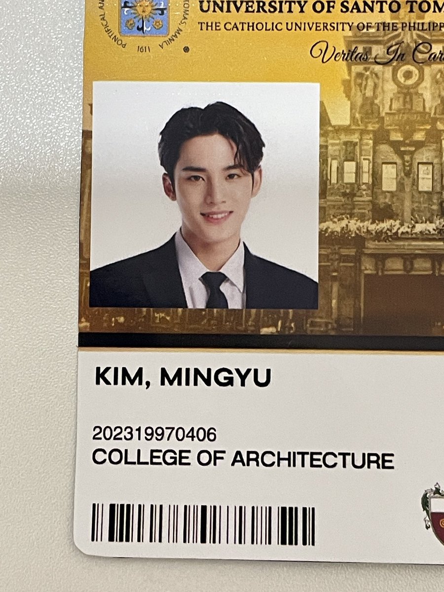 gyumela's tweet photo. mingyu archi truther thru and thru https://t.co/2DcHcnXtnB