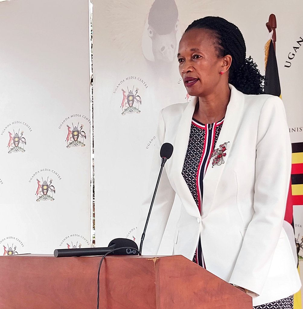 Uganda Media Centre (@ugandamediacent) on Twitter photo Hon. <a href="/EstherAnyakun/">Esther Anyakun Davinia 🦋</a>, Minister of State <a href="/Mglsd_UG/">Ministry of Gender, Labour and Social Development</a>, briefs the press on new workplace safety and health guidelines to ensure safer, healthier work environments. Hon. <a href="/EstherAnyakun/">Esther Anyakun Davinia 🦋</a>, Minister of State <a href="/Mglsd_UG/">Ministry of Gender, Labour and Social Development</a>, briefs the press on new workplace safety and health guidelines to ensure safer, healthier work environments.