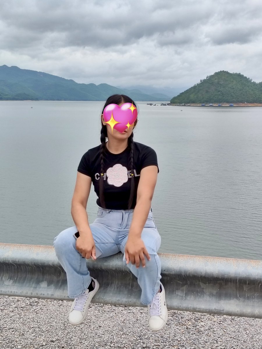 เครื่องแน่น3พันโบคู่ ช่วงล่างหนึบ 
แอร์เย็นเพลงเพราะ!!!  สนใจทดลองขับฟรีแต่      น้ำมันเครื่องจะเยิ้มๆแฉะๆหน่อยนะ !!!   เจ้าของขับทุกวัน!!!!