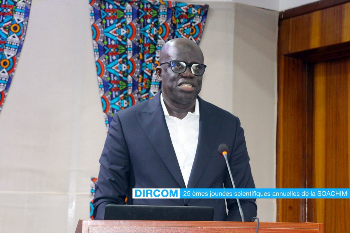 UCAD_Senegal's tweet photo. #EVENEMENT #SOACHIM2025

Du 19 au 22 août 2025, l’Université Cheikh Anta Diop de Dakar accueille les 25e Journées Scientifiques de la #SOACHIM !

Sous le thème « Chimie et exploitations pétrolière, gazière et minière face aux défis de l’environnement et de la souveraineté économique », des experts venus de toute l’Afrique de l’Ouest échangeront sur les solutions scientifiques pour un développement durable.

@Prabkandji Recteur de l’#UCAD, présidant la cérémonie d’ouverture, a salué la pertinence du thème, au moment où le Sénégal entre dans l’ère de l’exploitation du pétrole et du gaz, et appelé à une synergie renforcée entre pays et disciplines.
« Ces journées sont un lieu d’échange et de vulgarisation scientifique, essentiel pour bâtir des politiques durables » 

Une invitation à renforcer la collaboration régionale face aux enjeux environnementaux liés à l’exploitation des ressources.

Pr Roger NEBIE, Secrétaire Permanent de la SOACHIM, rappelle que l’objectif majeur est de promouvoir les sciences chimiques comme moteur de développement.

« Ce thème est une alerte scientifique face aux défis environnementaux de l’exploitation des ressources » Pr Omar N’DIAYE, Président de la #SOACHIM, Sénégal.

Des recommandations seront faites aux gouvernements pour une meilleure gestion locale des ressources pétrolières et minières.

La science au service de l’alerte, de la veille, et de la souveraineté économique !

#ucad #kebetu #senegal #compublique #comdigitale #initiative  #PétroleEtGaz #recherche #SciencesPourLeDéveloppement @FstUcad @mesrsenegal