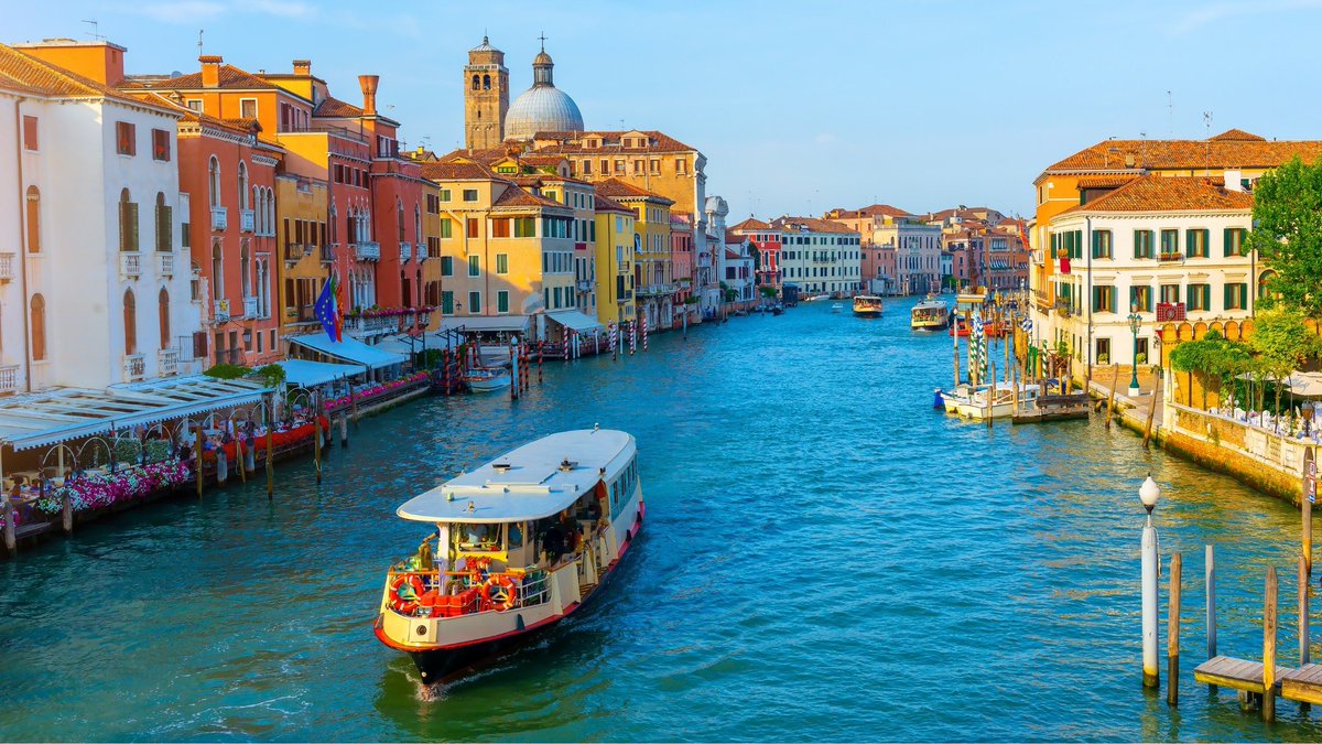 beppesal's tweet photo. Understanding Venice's Unique Transportation:

https://t.co/805Liw19a7 https://t.co/CVNU31frRE