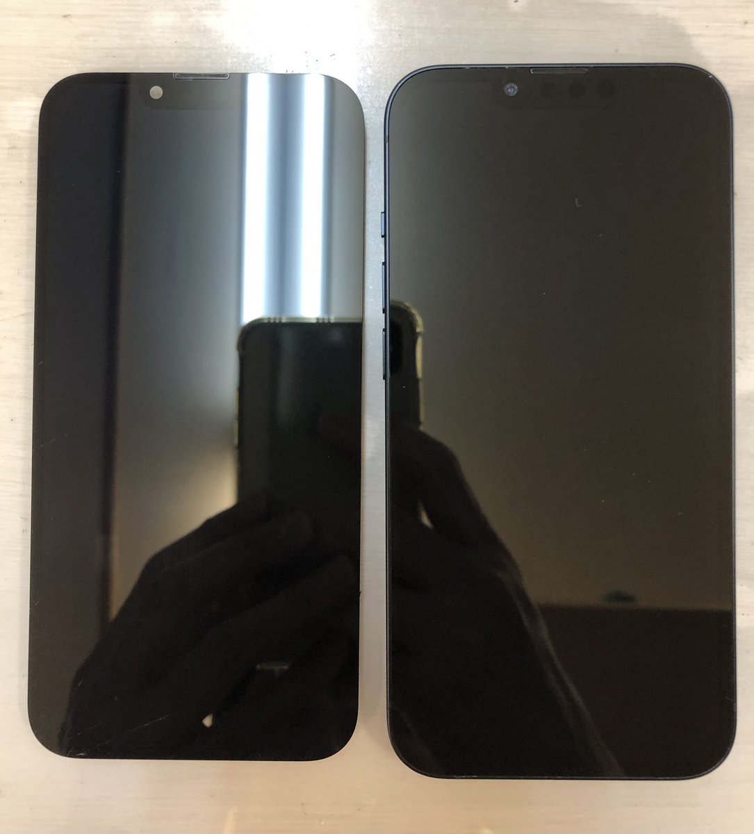 telleck888's tweet photo. 本日iPhone13の画面修理のご依頼を頂きました
iPhone13の画面修理はお任せください
#iPhone修理 #アイフォン修理 #スマホ修理 #武蔵新城 #武蔵小杉 #溝の口 #川崎 #G-PACK #GPACK #ガラスコーティング https://t.co/PiOUNsGt24