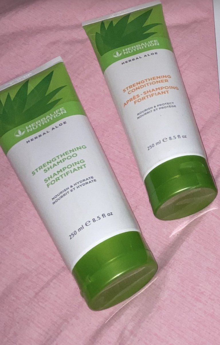 📌Bu şampuana ve saç kremine bir şans verin lütfen 🥰👍🥳🥳🥳🥳

👇👇