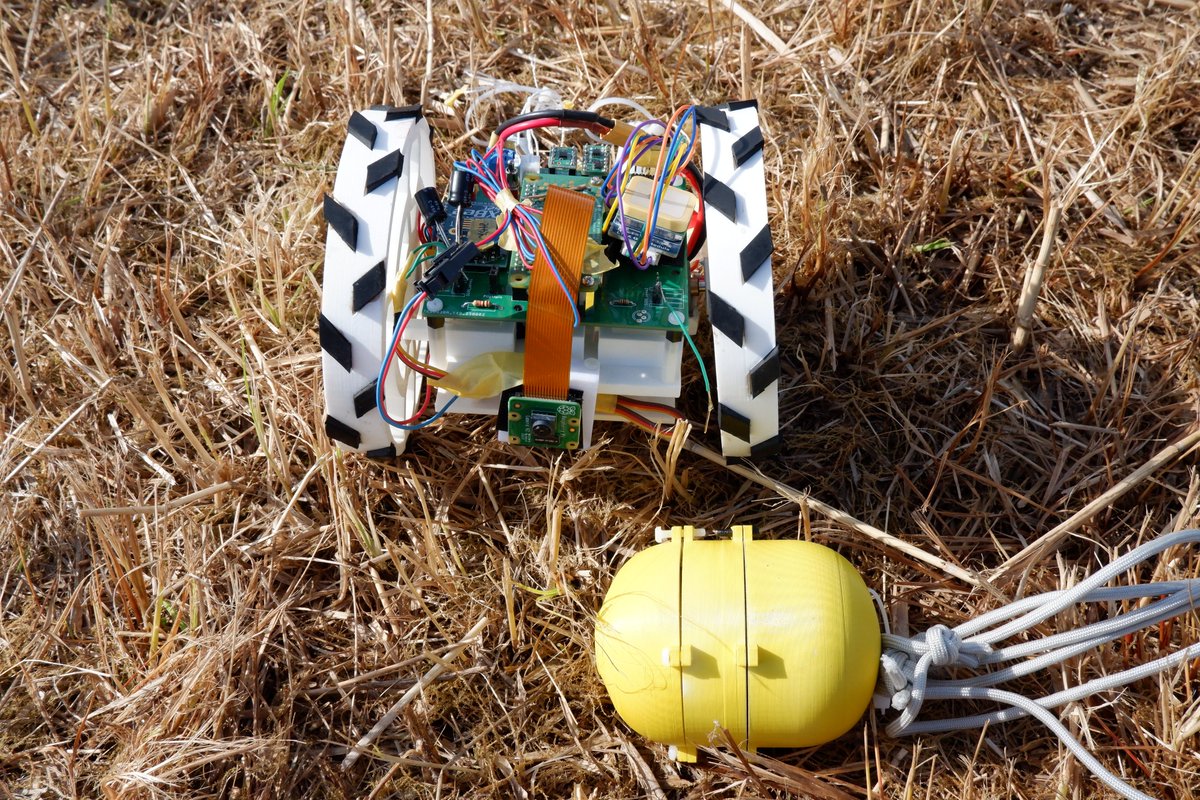 NoshiroSpace's tweet image. 最後は東京農工大Lightus(@lightus_rocket )の皆さん！！

星型タイヤのCanSatはLightusデザインがされててとてもかっこよかったです。
あとこのレモンみたいなの何用の何だったんだろう...

今年のCanSat紹介はこれにて終了です。また来年会いましょう!

#能代宇宙イベント
#NSE2025
#nse21th