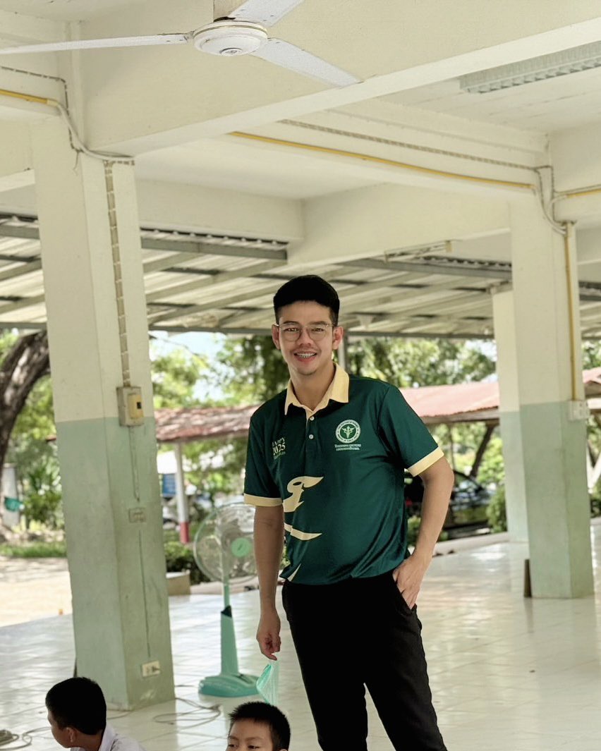 CLuangchit's tweet photo. เวลายิ้มก็น่ารักตลอด เวลาไม่ยิ้มก็น่ากอดนะ 😳 #แคปชั่น #แคปชั่นอ่อย #แคปชั่นน่ารัก #แคปชั่นกวนตีน #แคปชั่นตลก #แคปชั่นเสี่ยว #แคปชั่นขี้เมา #มุกดาหาร https://t.co/bOb3OCO6pk