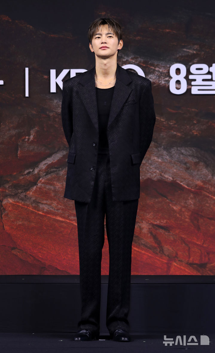 sportalkorea's tweet photo. ⭐250820 서인국
📸 Photographed by 뉴시스
#서인국 #SeoInGuk
#트웰브 #Twelve #제작발표회 https://t.co/lnLp2gMeLe