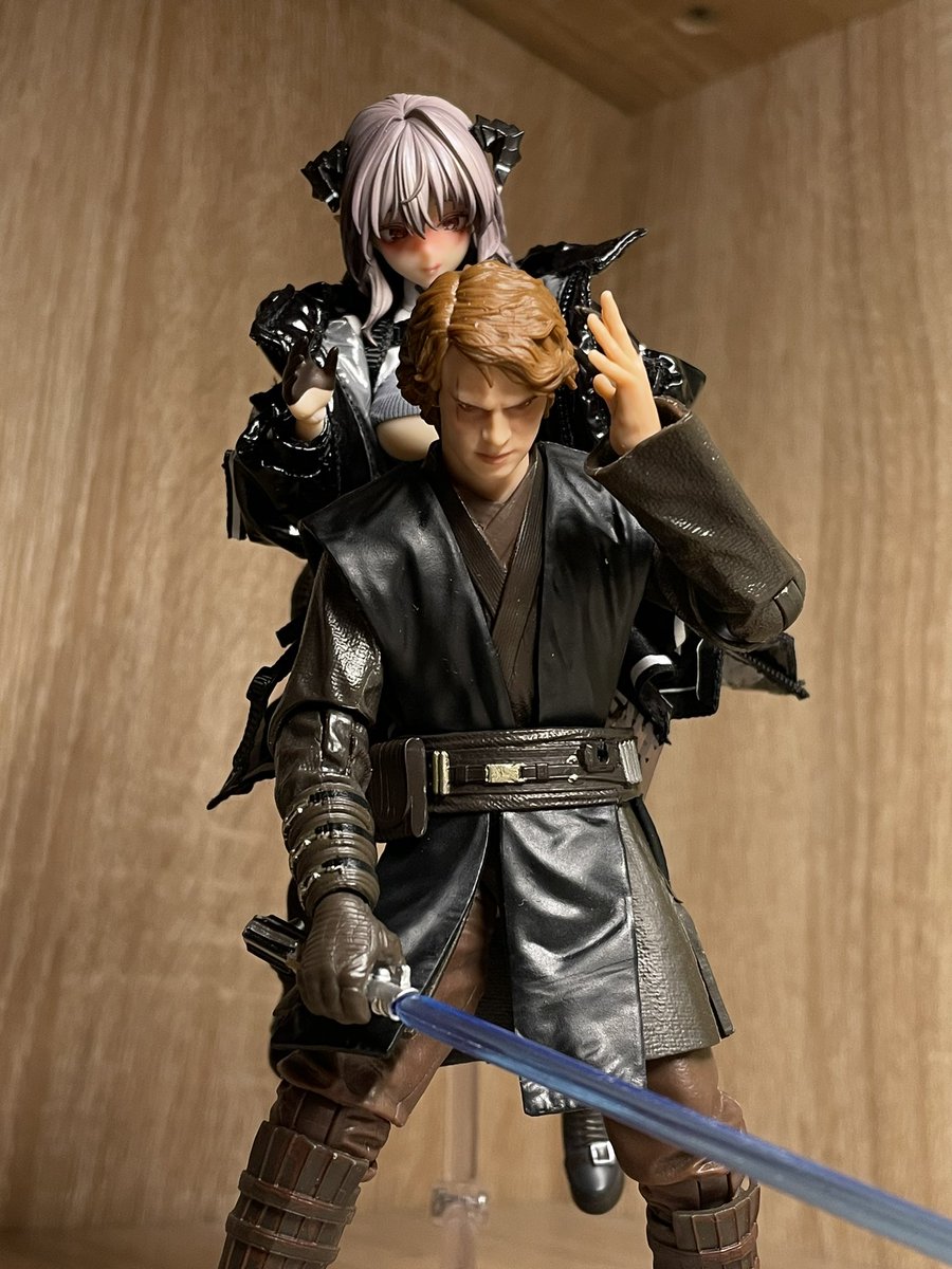 5017Set's tweet image. Fall into the darkside

#theblackseries #starwars #HASUKI #