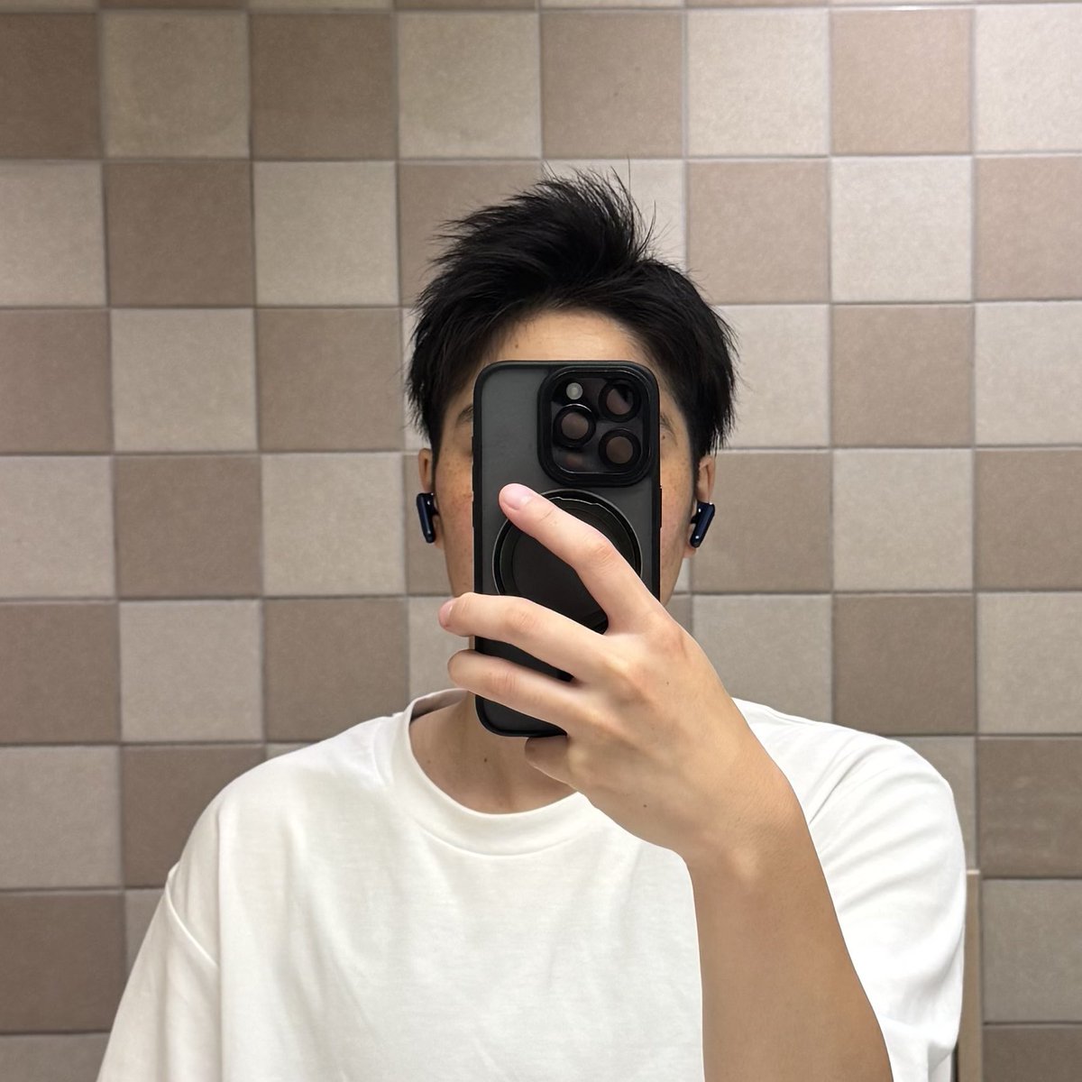 周りからは前髪下ろしのパーマが好きって言われるけど、暑すぎて夏はすぐ短髪にしちゃう🥲

#ボーイッシュ