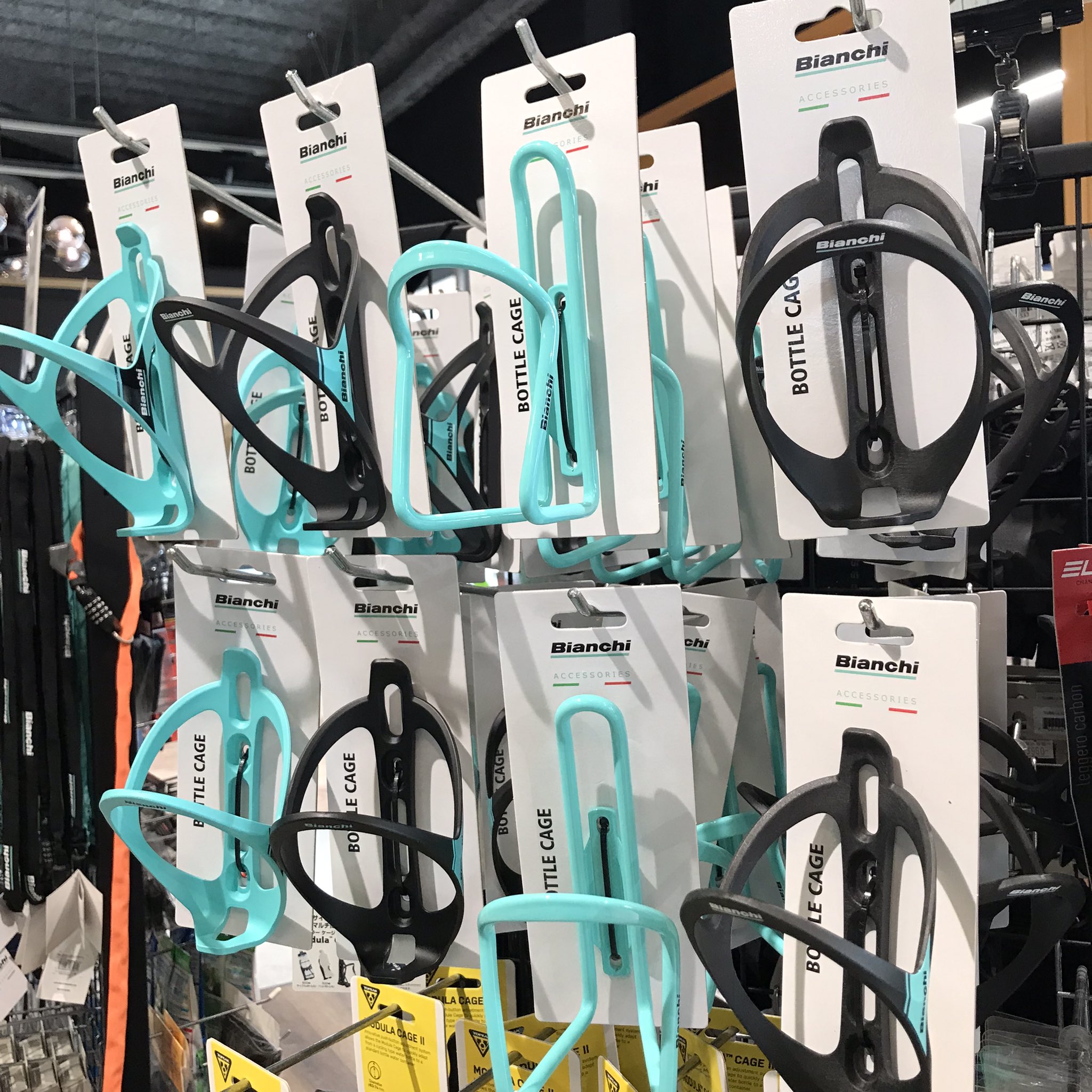★ Bianchi Carbon Bottle Cage・カーボンボトルケージ★ Bianchi | Carbon Performance Bottle Cage