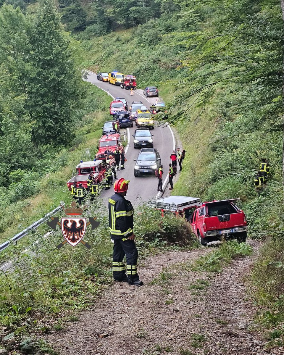 fedvvfvoltn's tweet photo. Serata di lavoro per i #vvf di Tione di Trento e di Bolbeno Zuclo, intervenuti con altre realtà per due ricerche persona nel Comune di #Tione. Entrambe si sono concluse positivamente. In supporto, per la seconda ricerca, è giunto il corpo di Bleggio Superiore. #vvftrentino https://t.co/aXhMwXYeZT