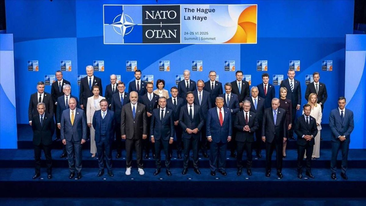 NATO'nun 2026 Liderler Zirvesi Ankara'da yapılacak

Zirve, Beştepe'deki Cumhurbaşkanlığı Sarayı'nda düzenlenecek. Türkiye, 2004'ten sonra gelecek yıl ikinci kez NATO Zirvesi'ne ev sahipliği yapacak.
