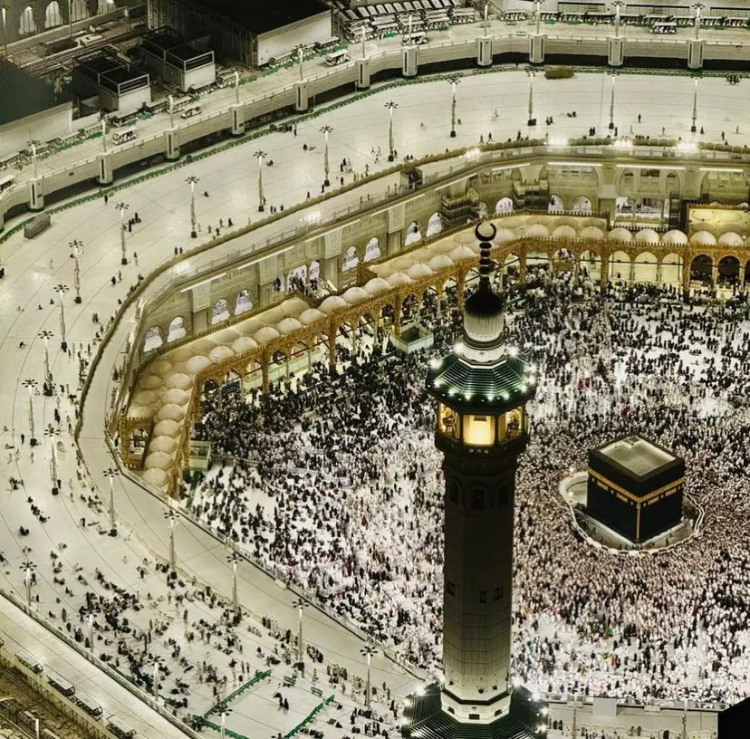 3SixtyIslam's tweet image. The peace of Masjid al-Haram is beyond wordswhere every breath feels like a blessing &amp;amp; every dua rises straight to the heavens. 🕋✨🤲🏾
Yearning to witness this sacred view? Let 3sixtyIslam guide your Hajj &amp;amp; Umrah journey with ease &amp;amp; comfort.
📞 08155577038 #Makkah #3sixtyIslam