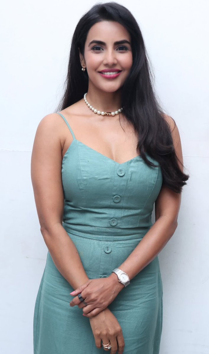 Good afternoons guys♥️

#preethamanokar #preethakutty #modelpreetha #naughtypreethacommunity