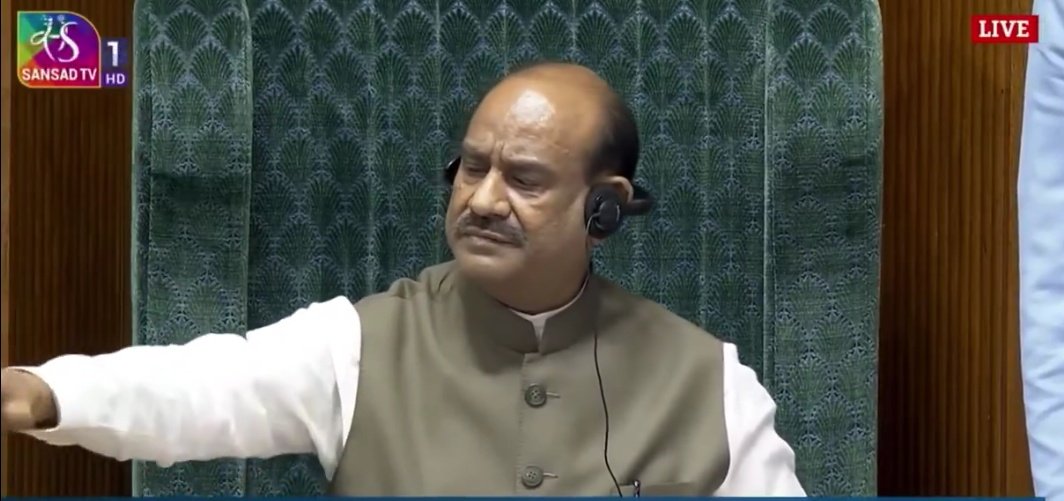 NewsAlgebraIND's tweet photo. SHOCKING NEWS 🚨 Copies of the 130th Constitution Amendment Bill, UT Amendment Bill, & J&K Reorganisation Bill torn and hurled towards HM Amit Shah 😱

Om Birla forced to adjourn the house.

HM Amit Shah has introduced a bill to ensure the removal of CM, Minister and PM arrested or detained for 30+ days on serious criminal charges 🔥