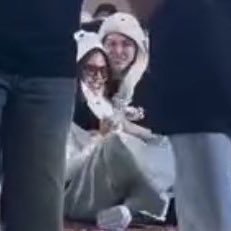JUNEMEWNICH ARCTIC OUTING 2025
#GMMTVOuting2025
#จูนมิวนิค #JuneMewnich

           The Koo Jin                           The shippers