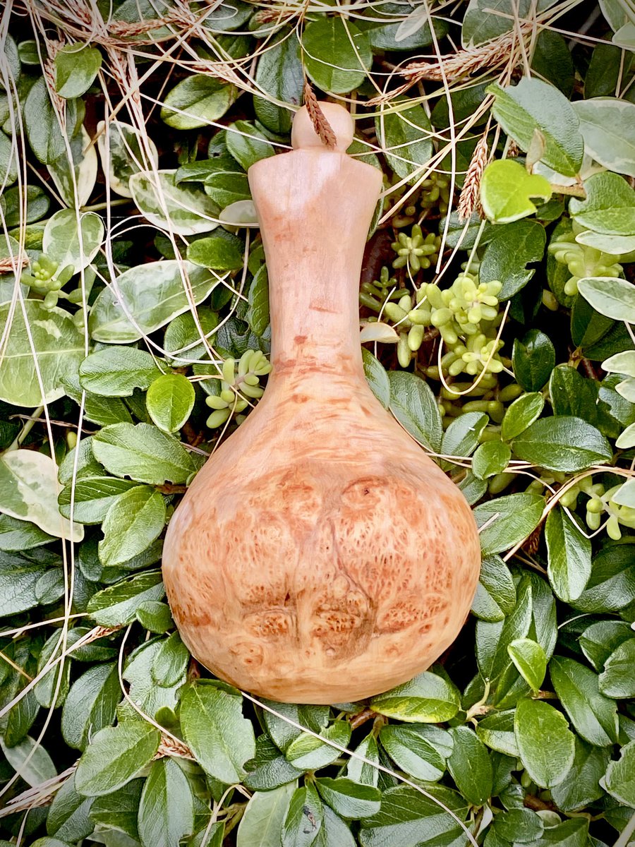 silverbackmpr's tweet image. Burr scoop carved at Spoonfest thanks to Martin Hazell for the opportunity