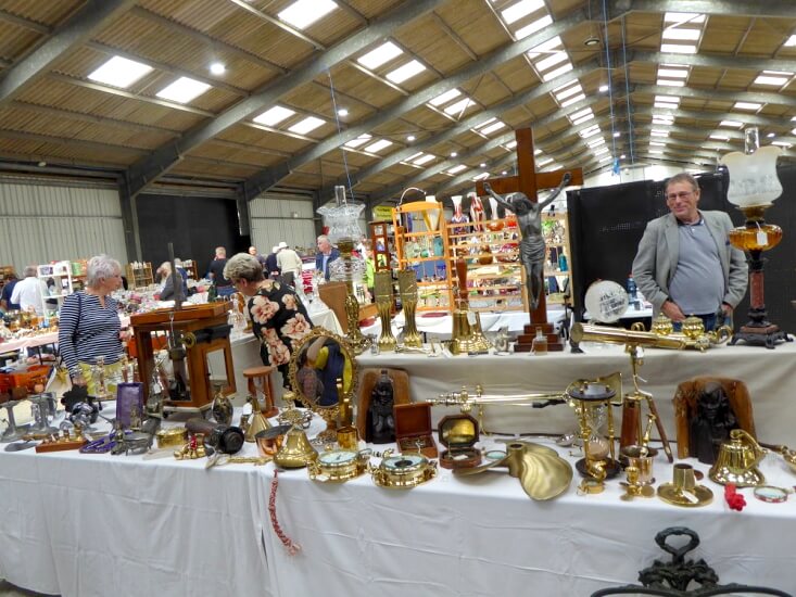 VISIT Royal Cornwall Showground Antique, Salvage, Vintage and Craft Fair. Sat, Sun 23rd-24th August 2025.   antiques-atlas.com/antique_fair/r… Wadebridge  PL27 7JE 
Organiser Antique Fairs Cornwall (Afc Fairs) 
#antiquefair #vintagefair #antiquesfair #antiquemarket #antiques #collectorsfair
