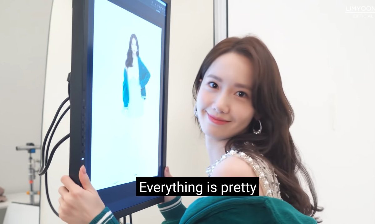 Im YoonA noona *breathe*
Chaemin: "so beautiful"
He's really fanboy mode fulltime hahaha 😂😂😂😂😂
#YoonA #윤아 #임윤아 #LimYoonA #LeeChaeMin 
#BonAppetitYourMajesty