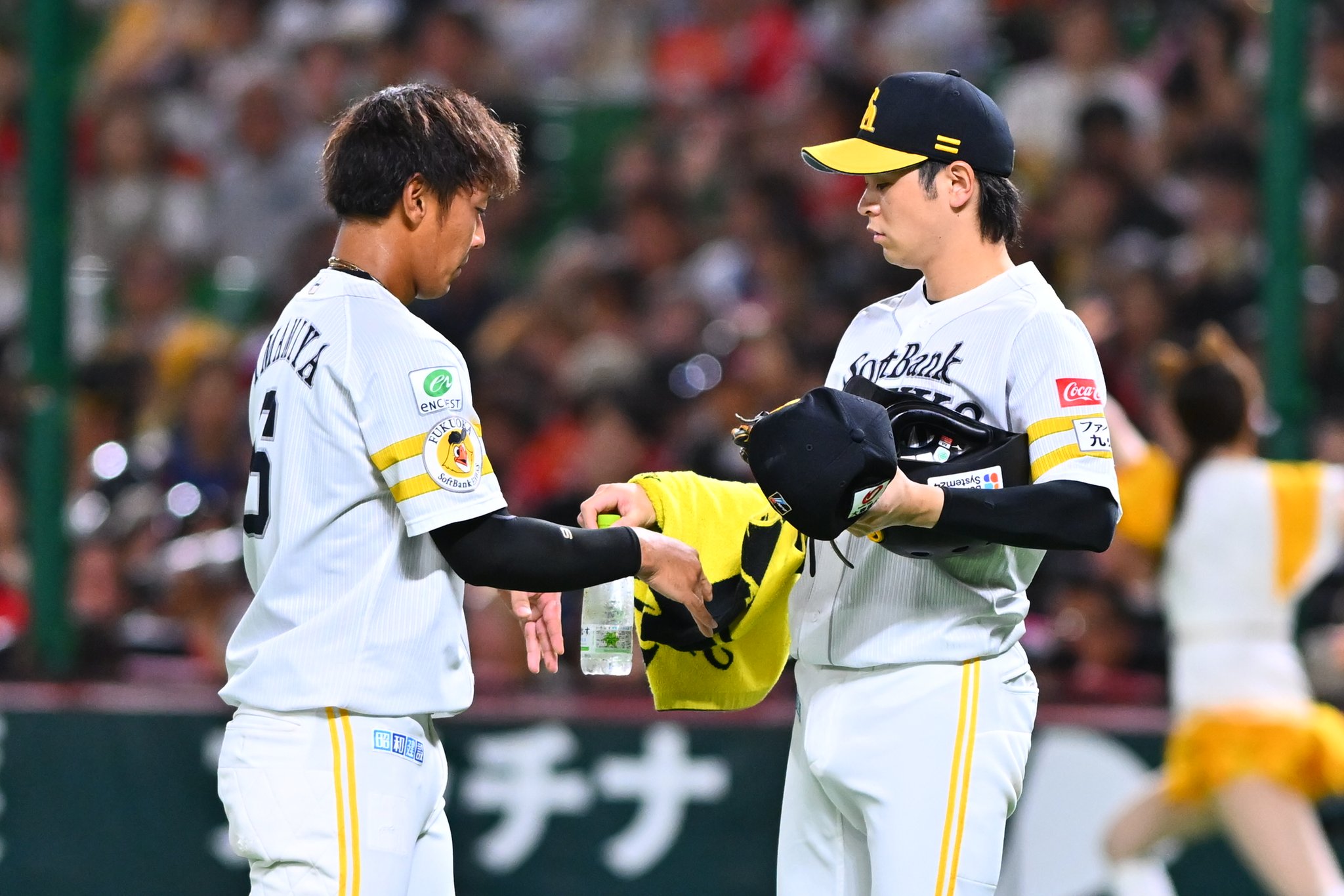 【最終値下げ】今宮健太選手、川瀬晃選手チェキ 最終値下げ】今宮健太選手、川瀬晃選手チェキ - メルカリ