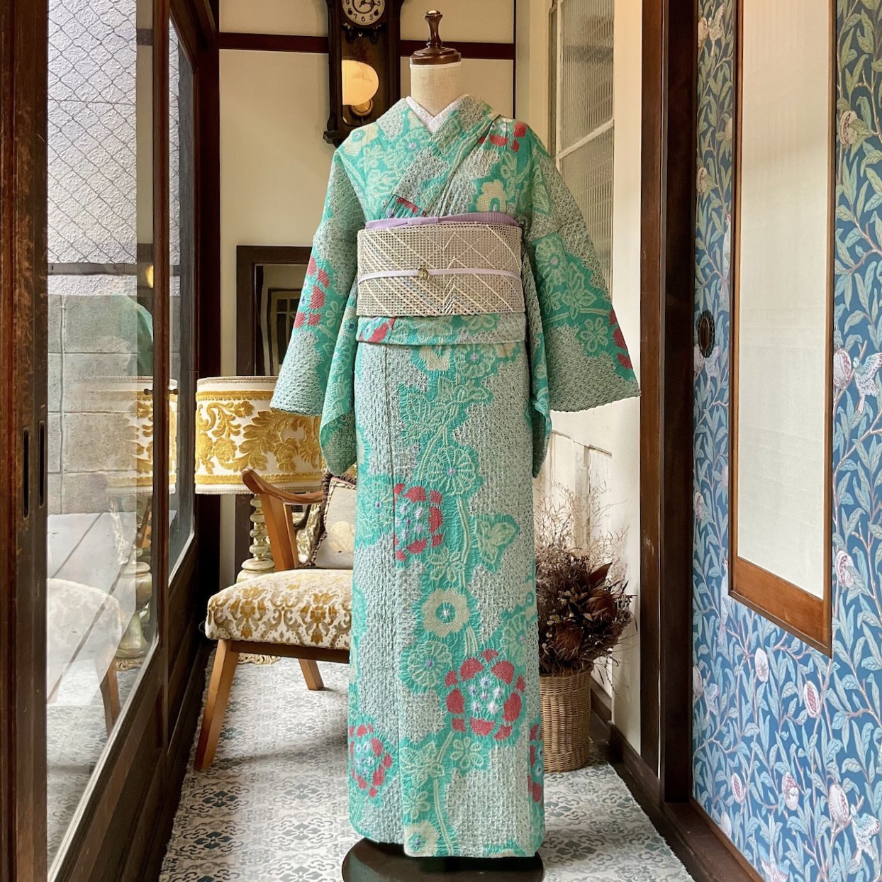 有松鳴海絞り 浴衣 紫陽花 kimono tento 様 / アンティーク 藤色の花園＊有松鳴海絞り浴衣 花 紫 赤 黄 A689 | kimono tento