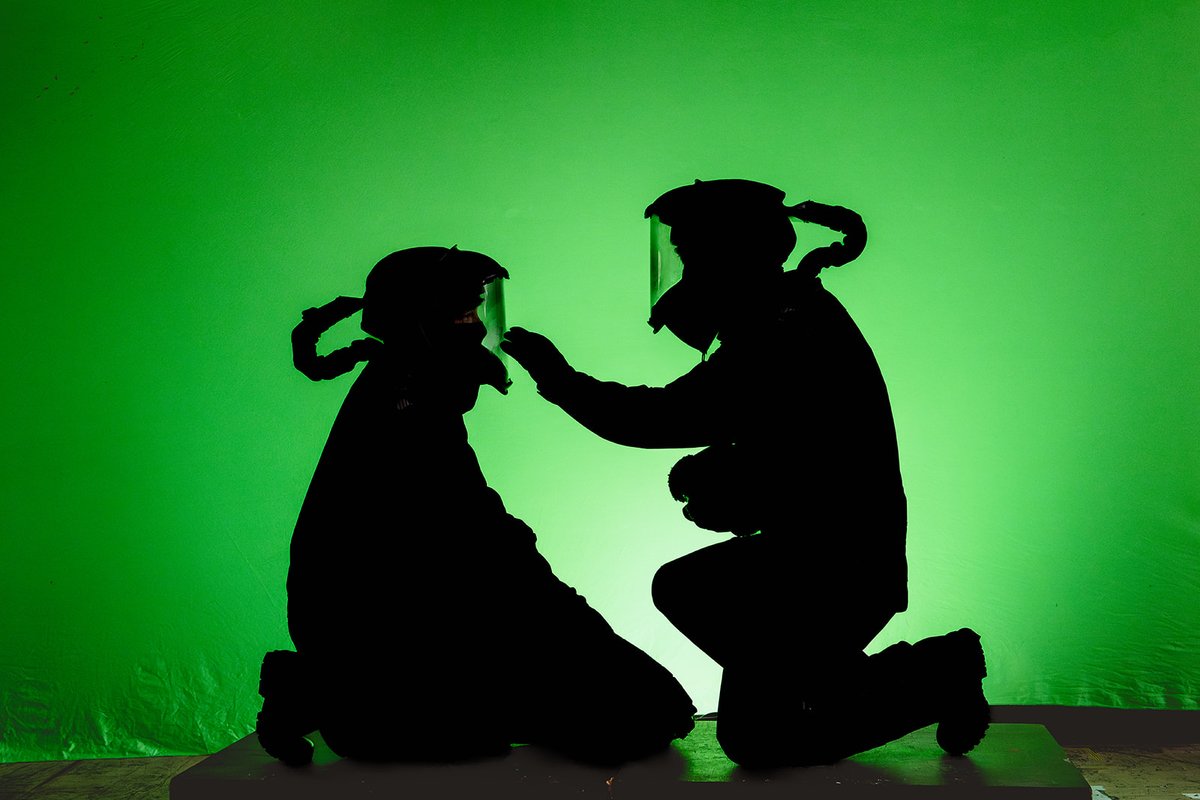 HullTruck's tweet image. 😱 What are you afraid of?

The Void is a chilling sci-fi horror created for the stage – a decaying future of desperate humans, all-seeing AI, and memories of a distant, dangerous past. 👽

Book tickets now for Sat 6 Sep via bit.ly/4lAC42S 🔗

#HTT #Hull #TheVoid