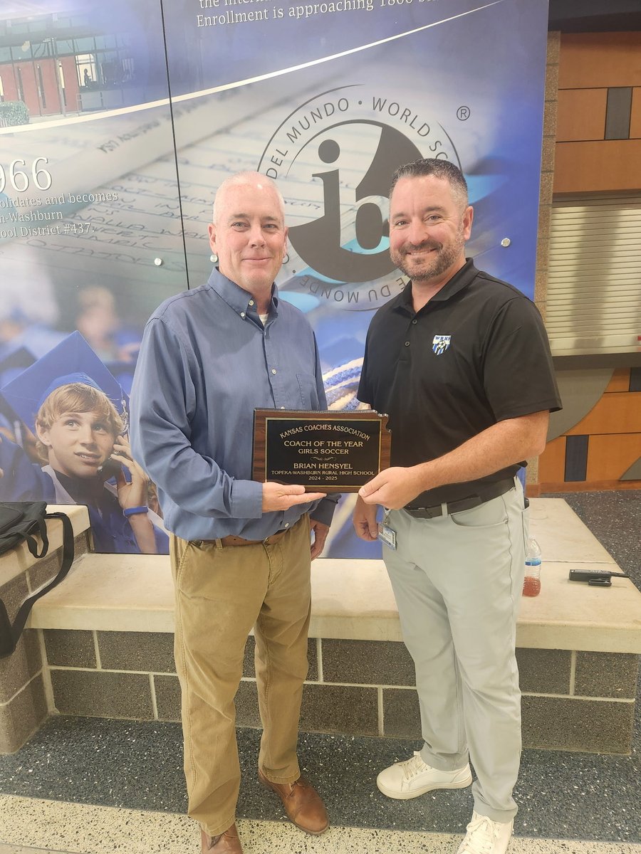 Congrats to ⁦<a href="/RuralSoccer/">WRHS Soccer</a>⁩ Coach Brian Hensyel being named the Kansas Coaches Association Girls Soccer Coach of the Year!