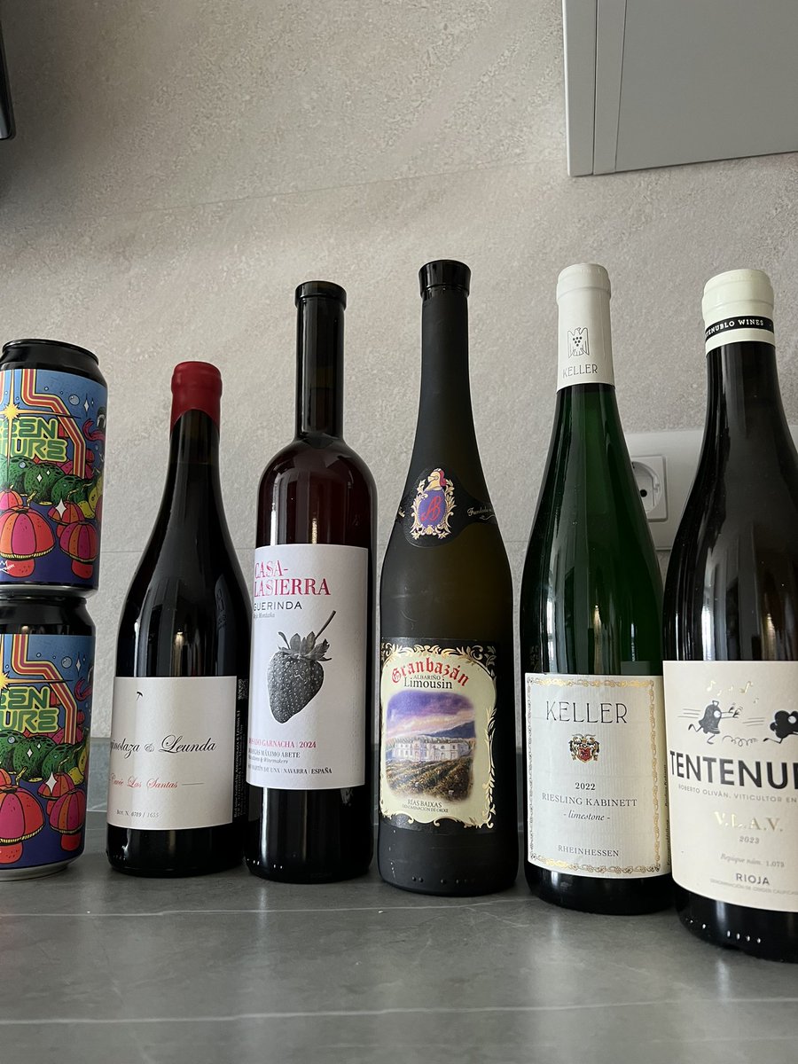 Aprovechando que se acabó la ola de calor, primer pedido a <a href="/elretrogusto/">Ana - El retro 🍷🍺</a> y todo perfecto! Servicio y protección de las botellas🔝