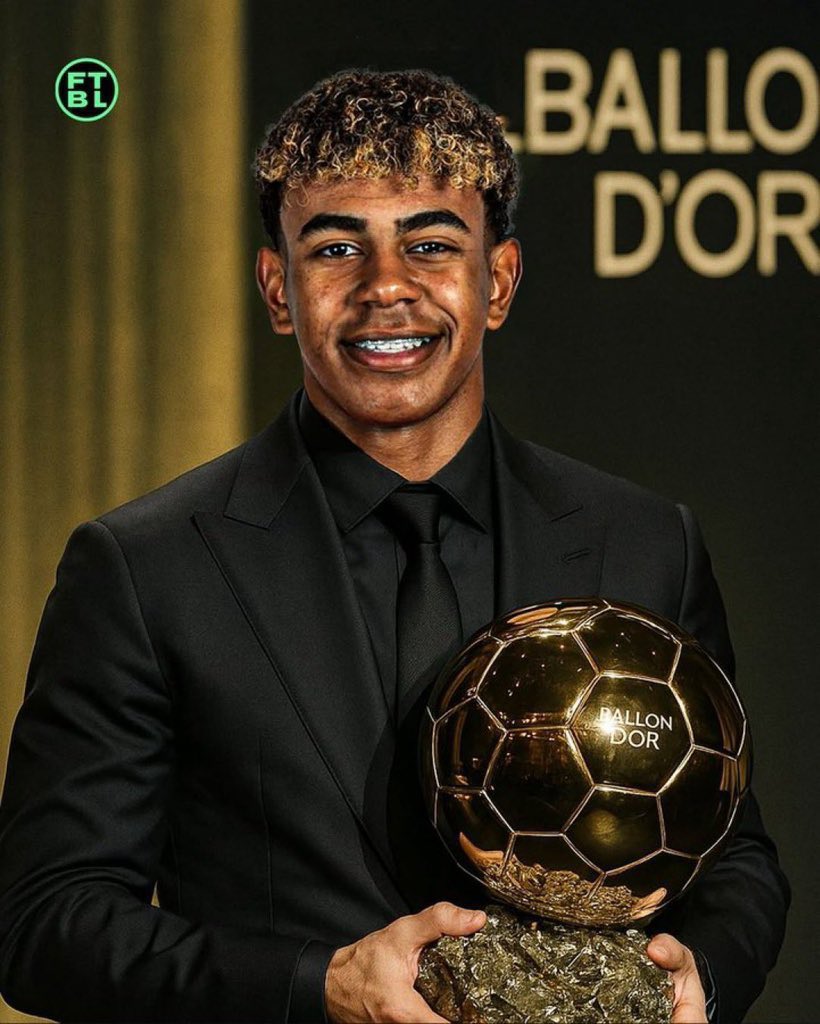 🗣️ Albert Agustí : « J'ai beaucoup voyagé en Europe cet été. Ils ont tous des maillots de Lamine Yamal, pas de Dembele. Le Ballon d'Or du peuple c'est Lamine Yamal, 32-0. »